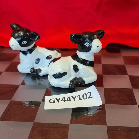 Salt & Pepper Shakers for sale Cow collectible - Picture 8 of 10
